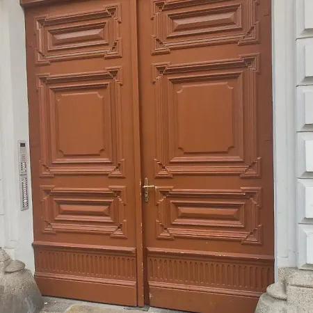 Opletal Echoes Apartment Prague