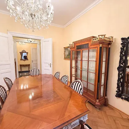 Monarch Casa Xxl 110m2 Apartment Prague
