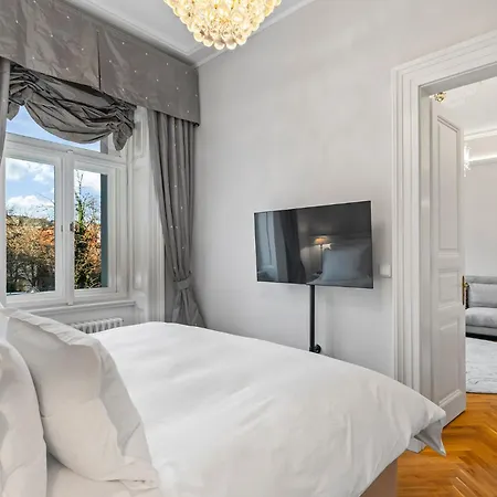 Vodickova Luxury Appartement *