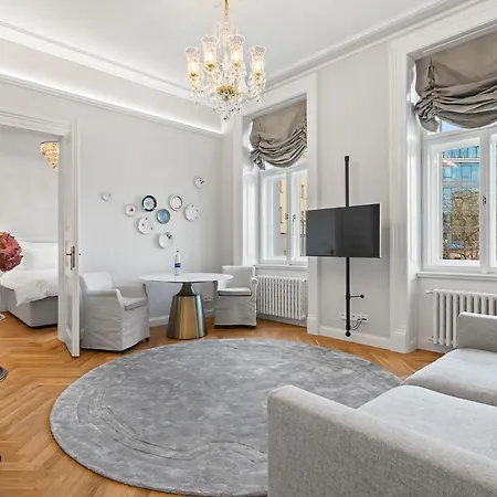 Vodickova Luxury Appartement