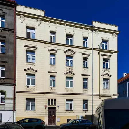 Apartment Comfortable In 8 - Liben
