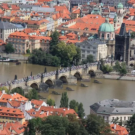 New Large Apartment, Free Parking! * Prague