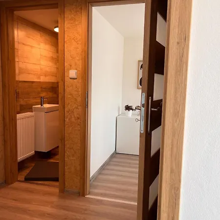 Spacious 4-story With Sauna & Garden Prague