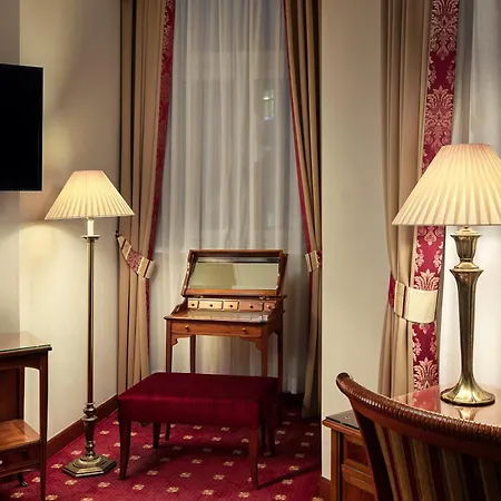 Art Nouveau Palace מלון 5*