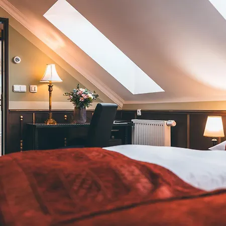 Hotel Hastal Old Town