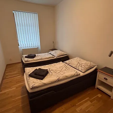 Karlin Apartment *