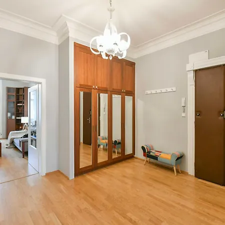 Apartment Vinohrady Retreat 2bdr