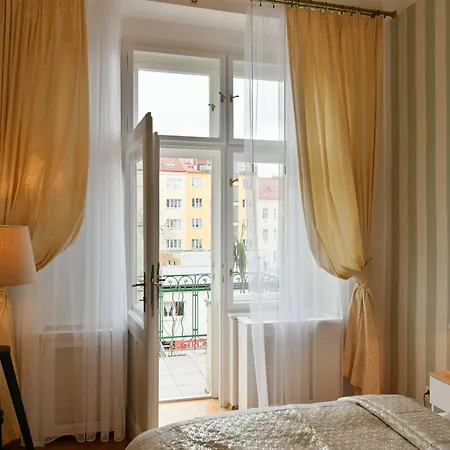 Apartment Vinohrady Retreat 2bdr Prague