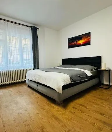 Modern In Old Town Apartment