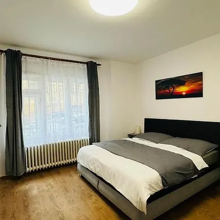 Modern In Old Town Apartment