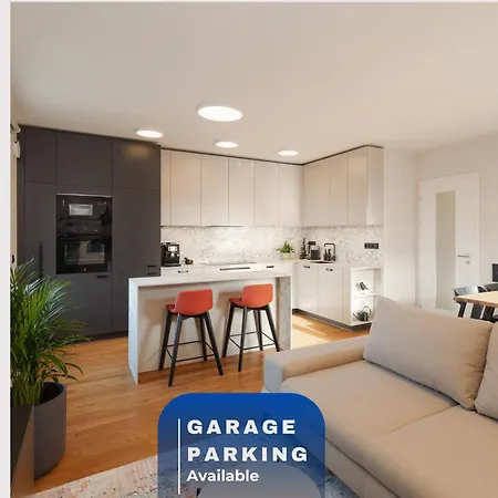 Luxury Sunny - Garage Parking, Metro, Balcony, Ps5 With Games Apartment Prague