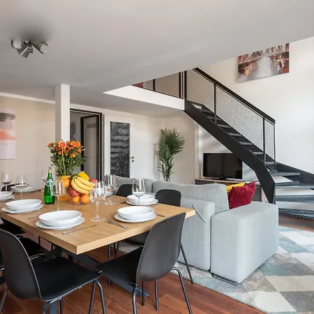 Spacious Near Karlin Square Apartment Prague