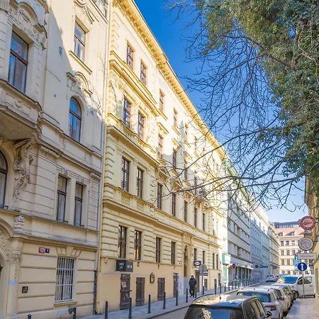 Apartment Navratilova