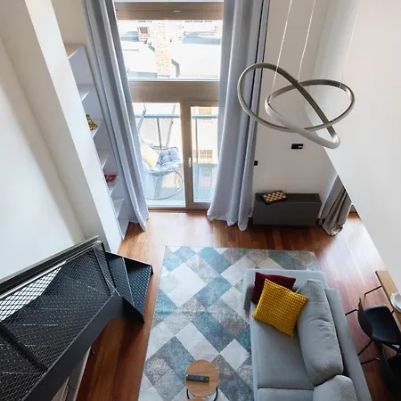 Deluxe With Balcony Near Center Prague