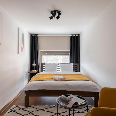 Deluxe With Balcony Near Center Apartment Prague