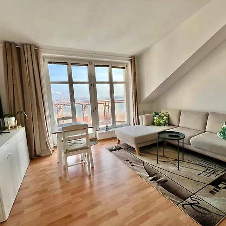 Cozy With Panorama View Prague