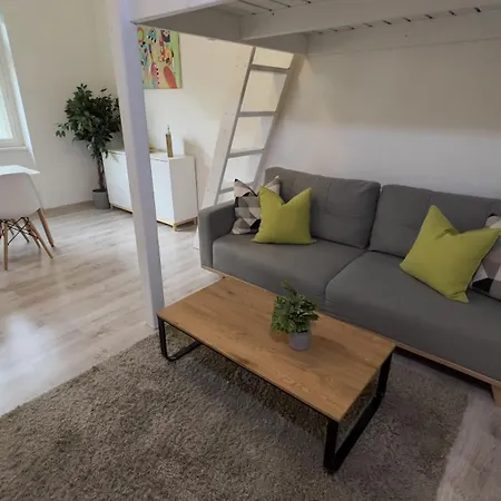 Stylish Flat In - Vinohrady * Prague