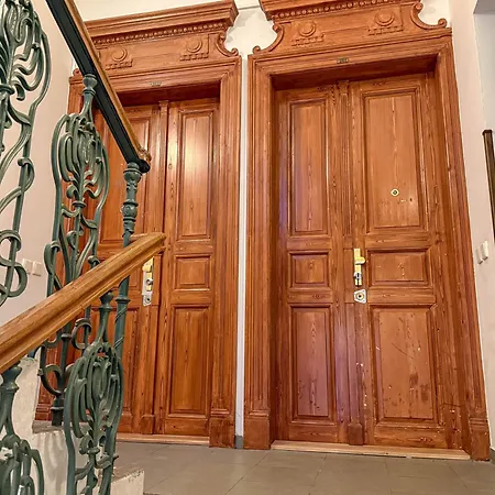 Radost The Heart Of Unique Living Apartment Prag