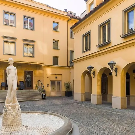 Sir Charles Bridge Apartment Prague