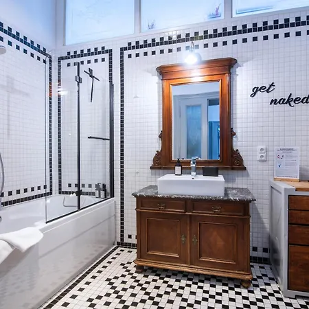 3 Bedroom Apartment Prague