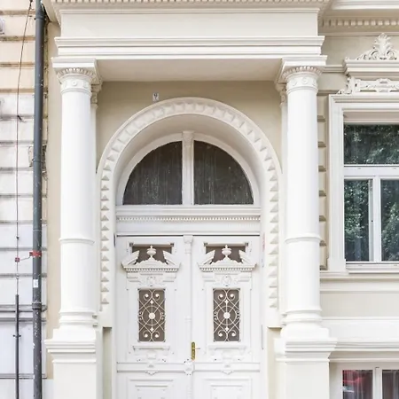 Angel In 1 Apartament