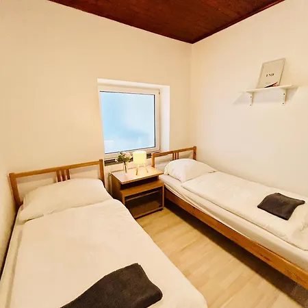 Apartment With Free Parking 5 Prague