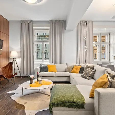 Apartment Charming By Michal&friends Prague