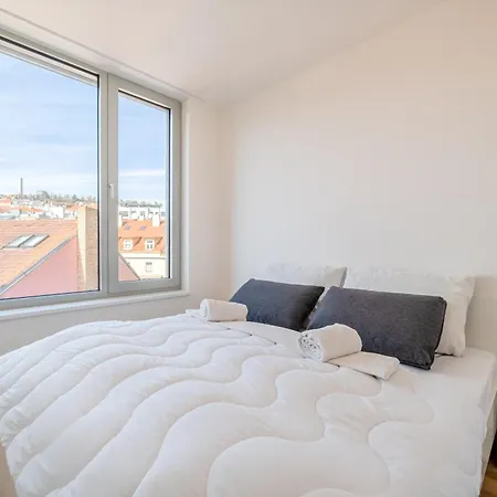 Mymozart By Rentez Apartment