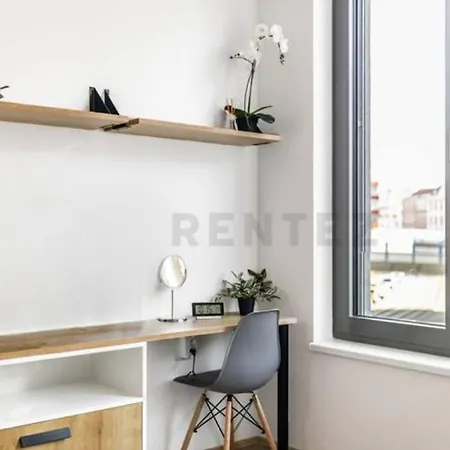 Apartment Mymozart Lux With Parking Included Prague