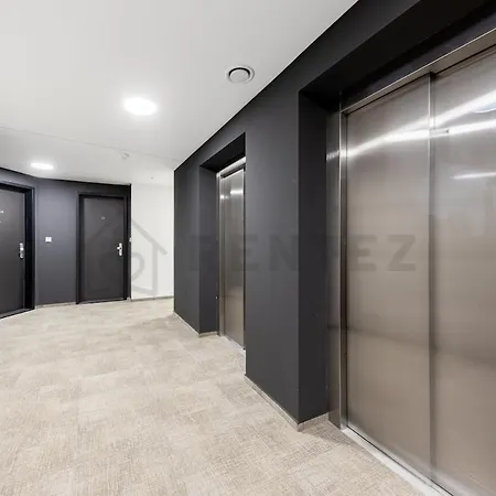 Mymozart Lux With Parking Included * Prague