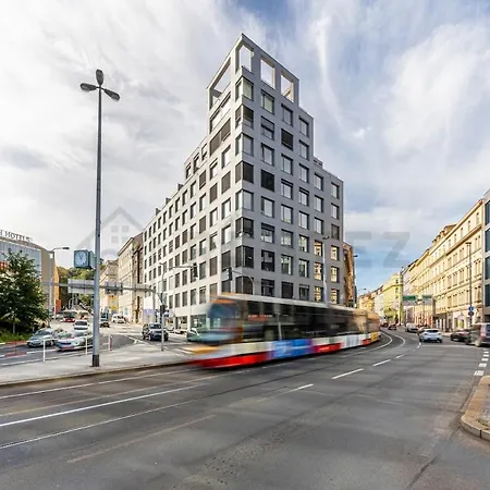 Mymozart Lux With Parking Included Prague