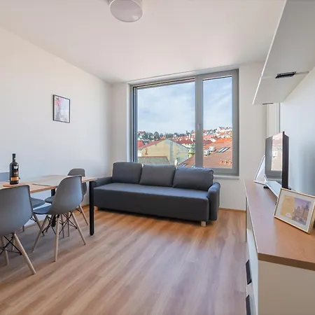 Mymozart By Rentez Apartment Prague