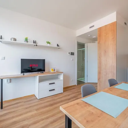 Mymozart By Rentez Apartment Prague