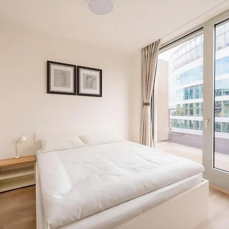 Mymozart By Rentez Apartment Prague