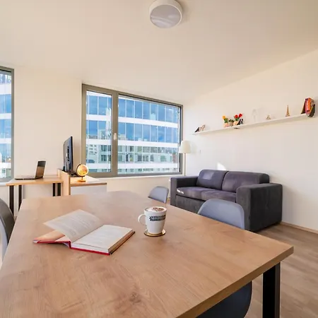 Apartment Mymozart By Rentez Prague