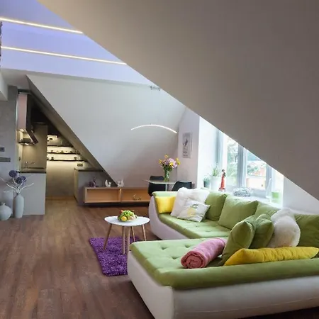 Apartment 3kk - 115m2 V Klidne Lokalite - 4