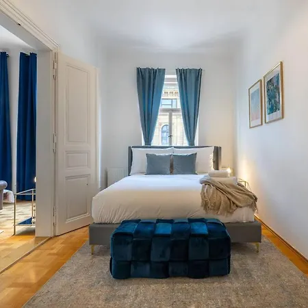 Charming 2bedroom Old Town Apartment Prague