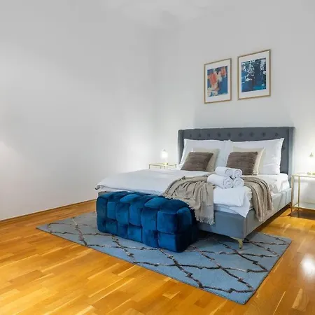Apartment Charming 2bedroom Old Town