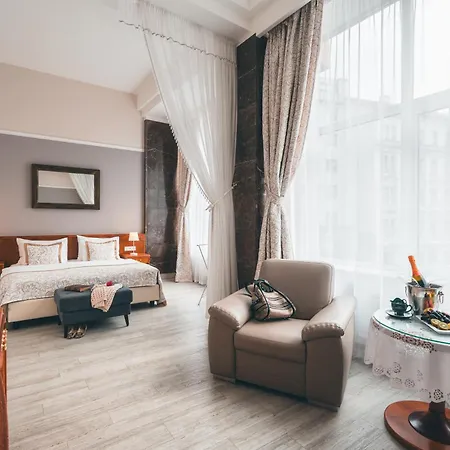 Belvedere Hotel 4*