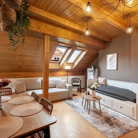 Delux Romantic Apartment *