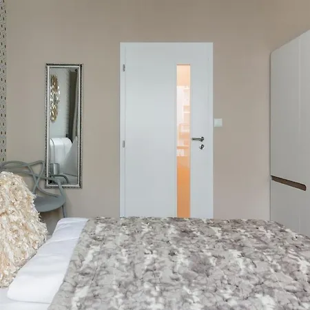 Pastel Art Deco 3bdr Ruterra *