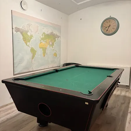 Party Bunker *