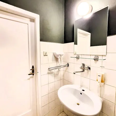 Flat In Zizkov -303- Apartment Prague