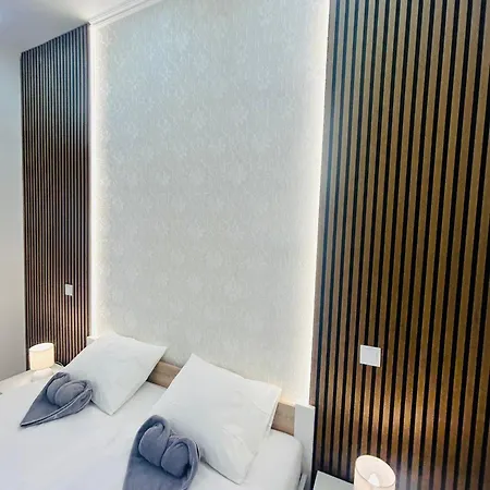 New Design & Style 50m From Wenceslas Square *