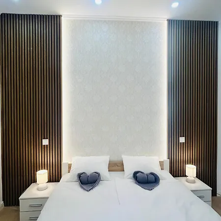 New Design & Style 50m From Wenceslas Square *