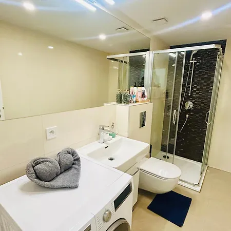 New Design & Style 50m From Wenceslas Square Apartment *
