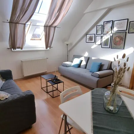 Opatovicka Affordable Apartment Prague