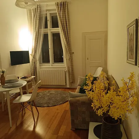 Apartment Janlouis *