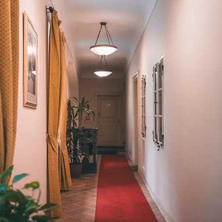 Appia Residences 4*