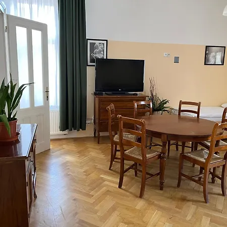 Apartmán U Vejvodů Praha